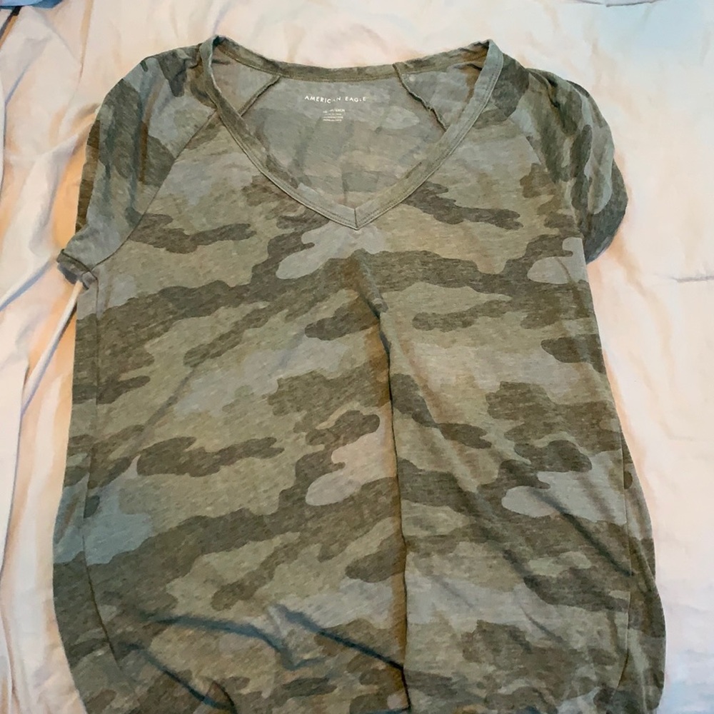 american eagle camo tee